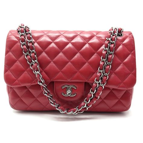 sac chanel rouge matelassé|Chanel lambskin bag.